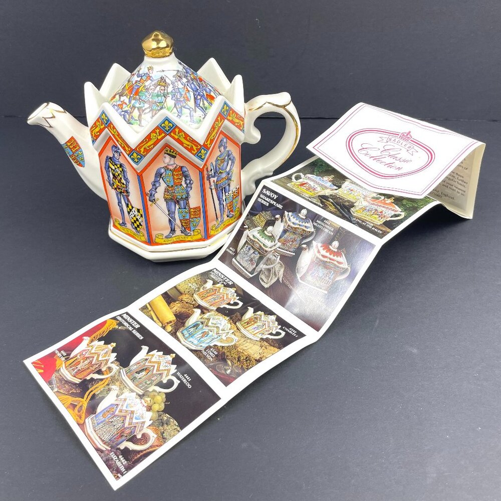 Sadler Series 4541 Battle of Agincourt and King Henry V Historical Series Teapot